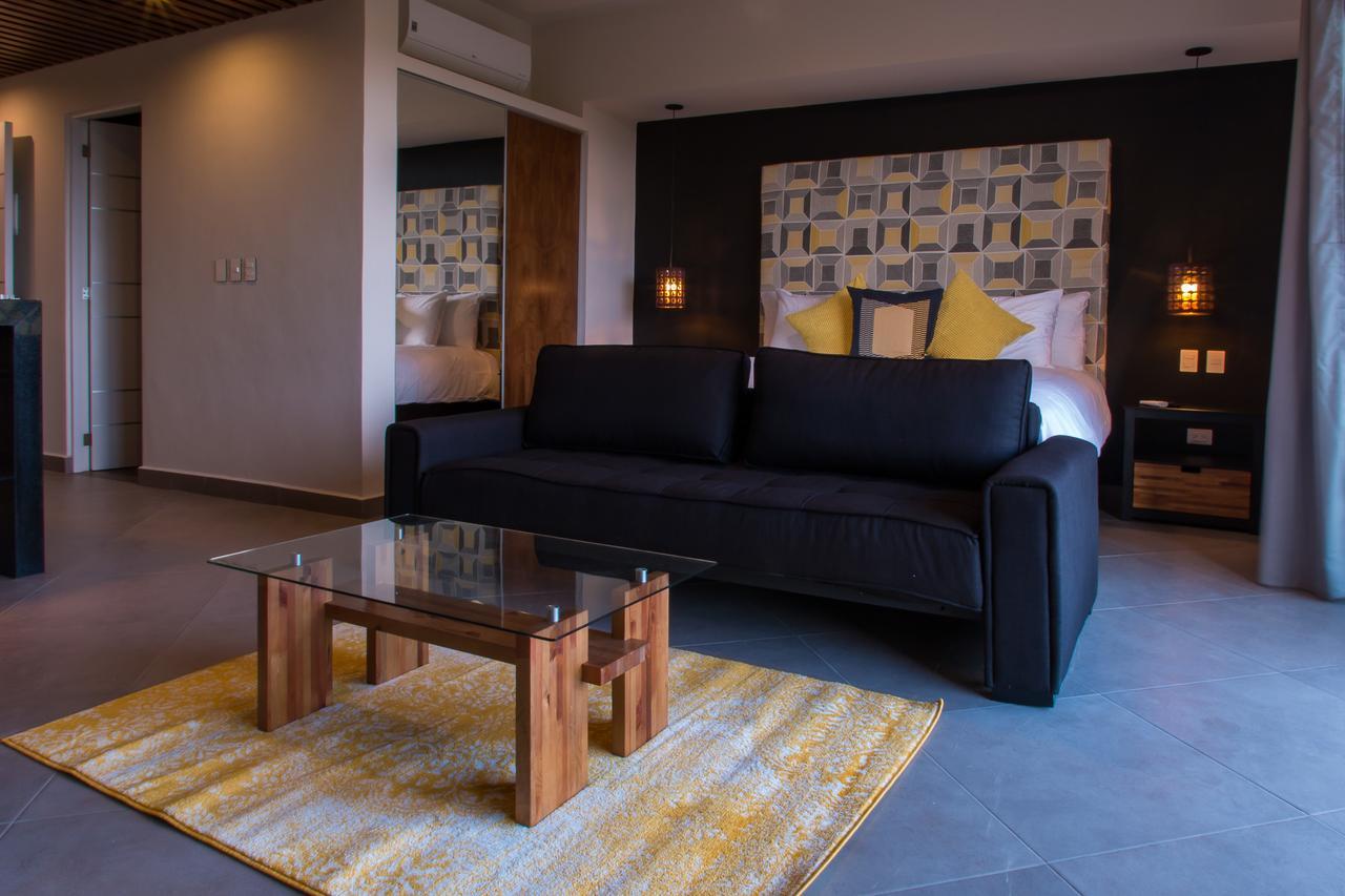 Honey B Suites Playa del Carmen Exterior photo