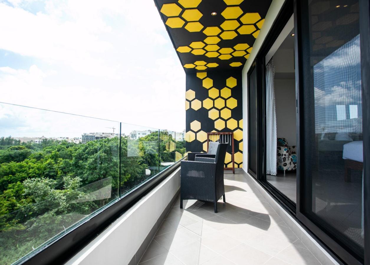 Honey B Suites Playa del Carmen Exterior photo
